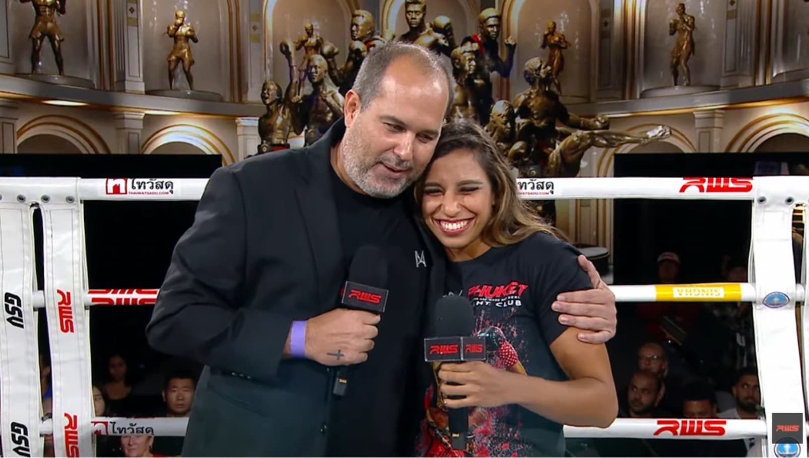 Bárbara “The Anaconda” Aguiar anuncia gravidez e deixa cinturão vago no Rajadamnern Stadium