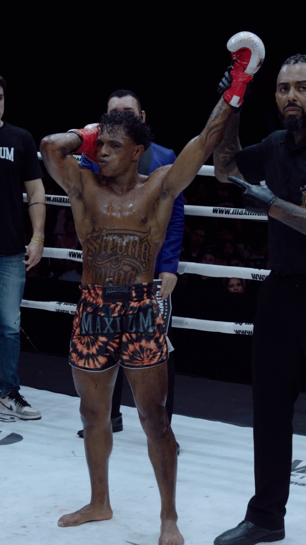 Rhuam Felipe vence Ricardo “Fofo” Max por nocaute técnico no Maximum Fight 7