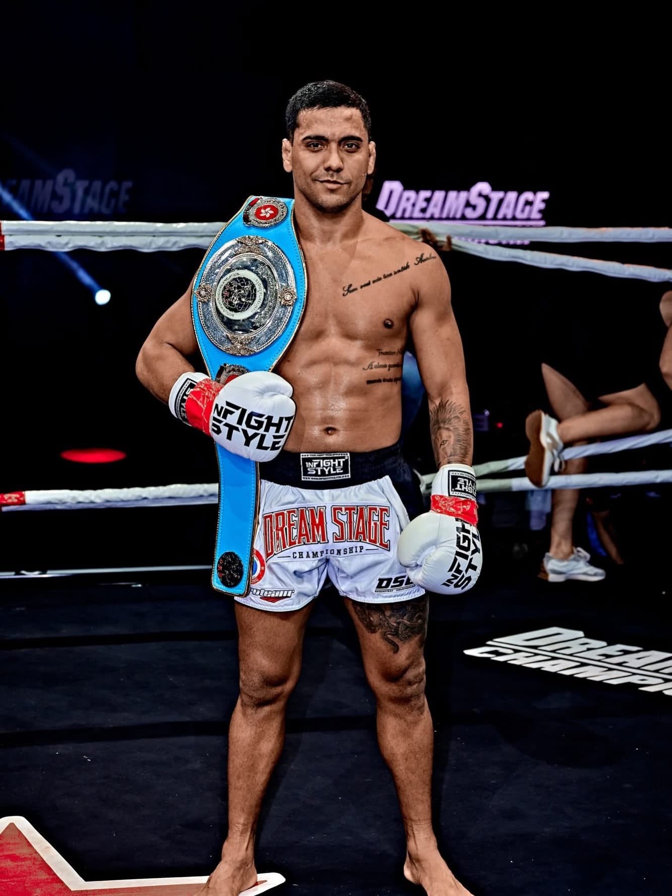 Alber Correia conquista cinturão da WMO em Hong Kong com nocaute espetacular no Dream Stage Championship