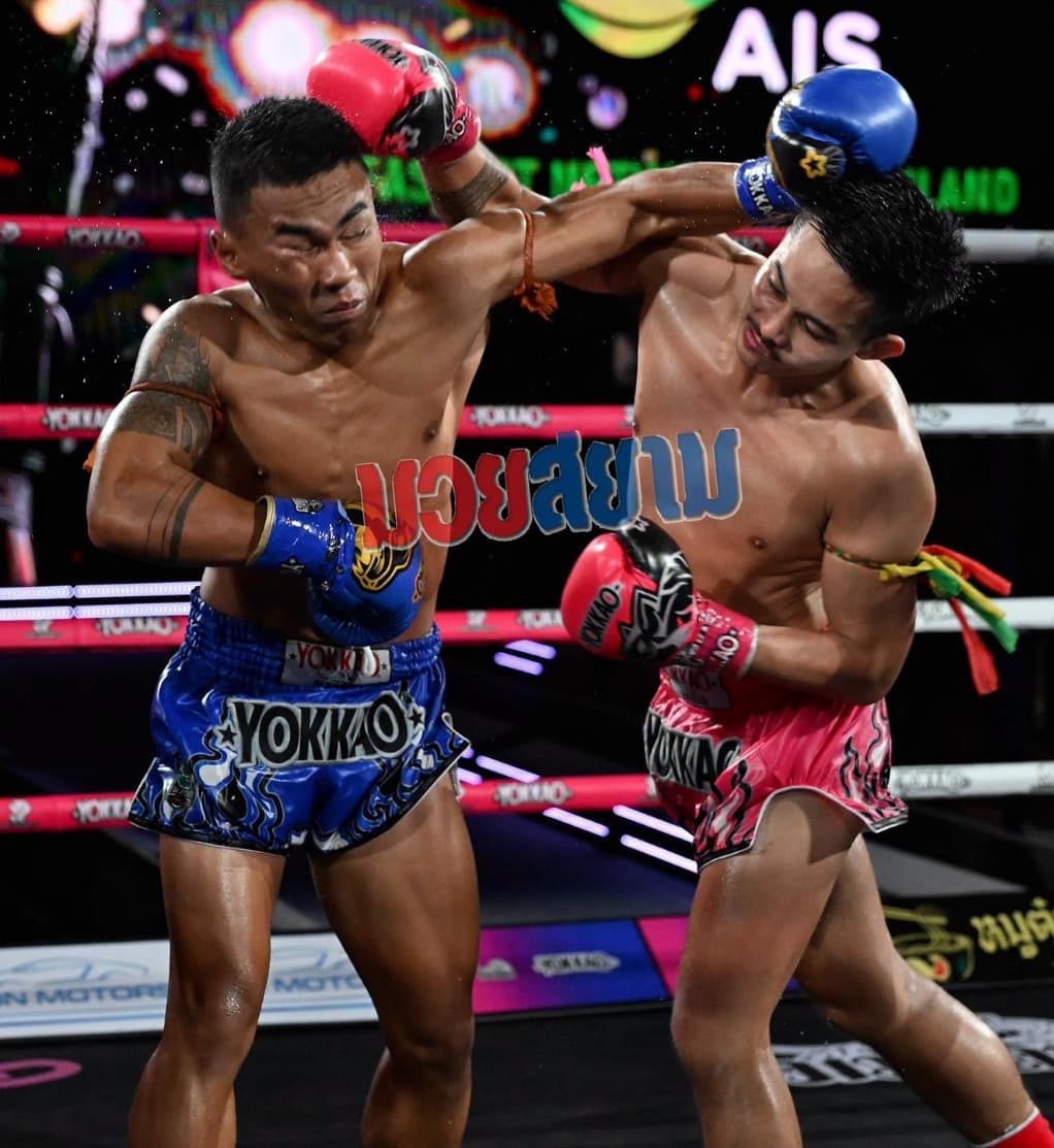 Petchchakrit Gavin Gym vence Yodanucha por TKO no round 3 no Rajadamnern