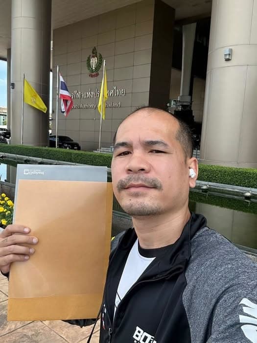 Jomhod vai à Autoridade de Esportes da Tailândia cobrar pagamento atrasado de treinadores de Muay Thai