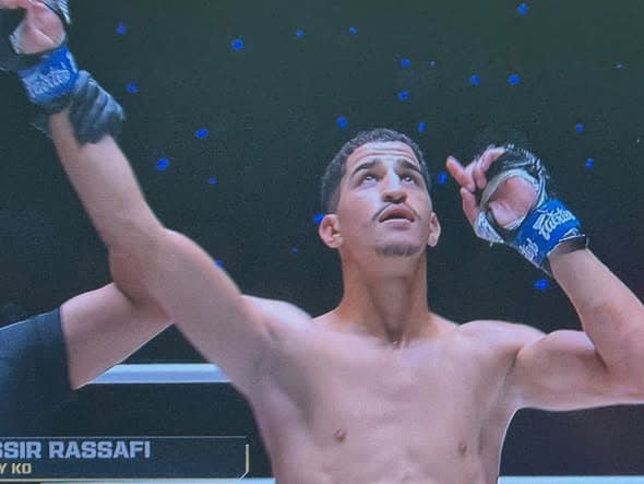 Yassir Rassafi nocauteia Tom Yum Kung no primeiro round, mas perde bônus por não bater o peso no ONE Lumpinee 176