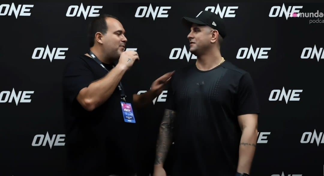 Leo Elias: O brasileiro que virou referência no Muay Thai, na Tailândia, e guia Allycia rumo ao topo do Muay Thai mundial