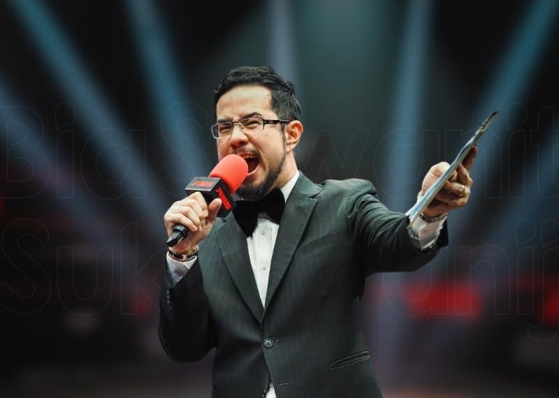 O Talento de Bia Suwanit Sukhavanij: A Voz que redefiniu o Rajadamnern Stadium