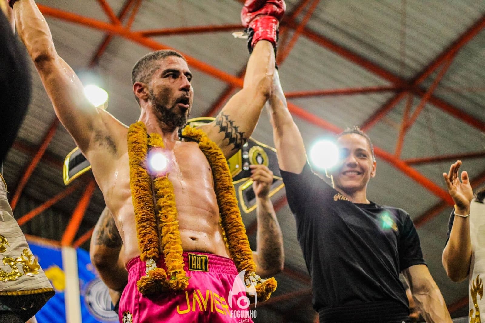 Javier Vasquez colaborador do Acervo Thai se torna campeão INVICTTUS