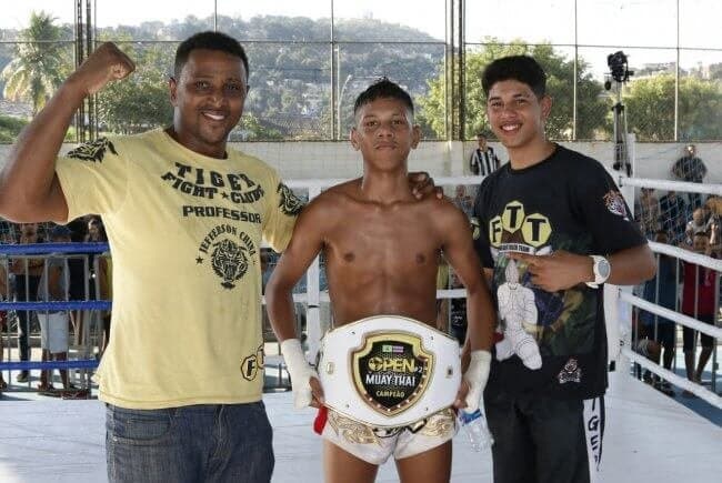 Evento Open Meriti de Muaythai realiza disputa de três cinturões