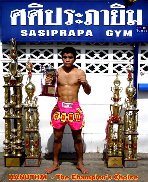 Você sabia que Rosa na Tailândia é a cor da guerra?