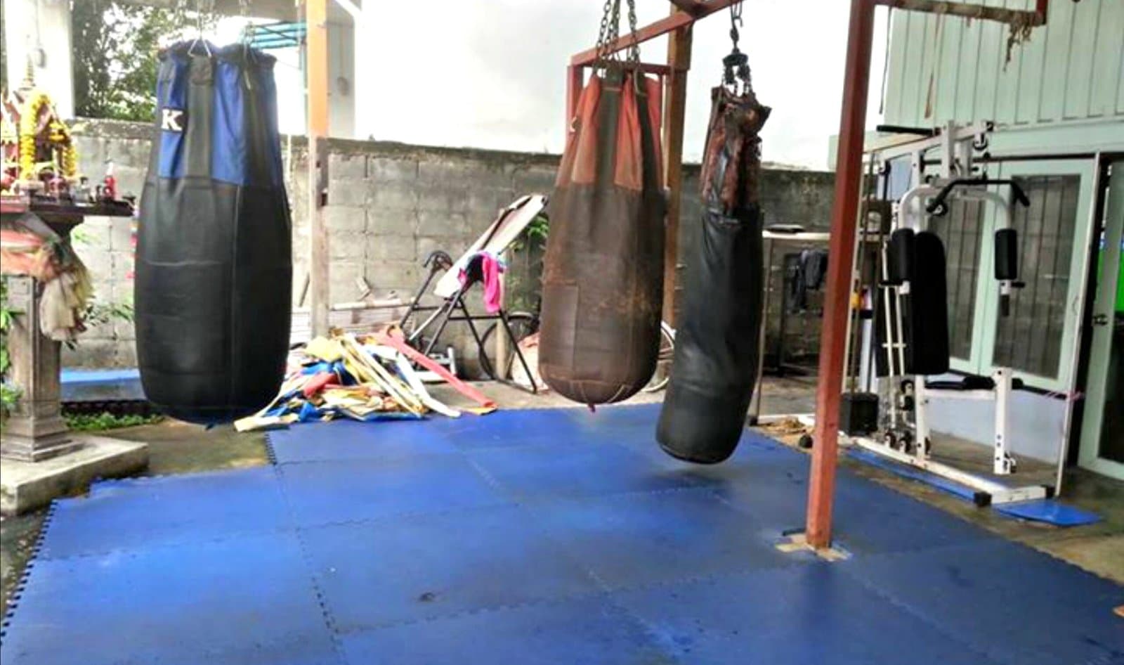 Do que são feitos os sacos de pancada na Tailândia?